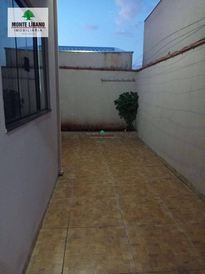 Casa à venda com 3 quartos, 1M2 - Foto 4