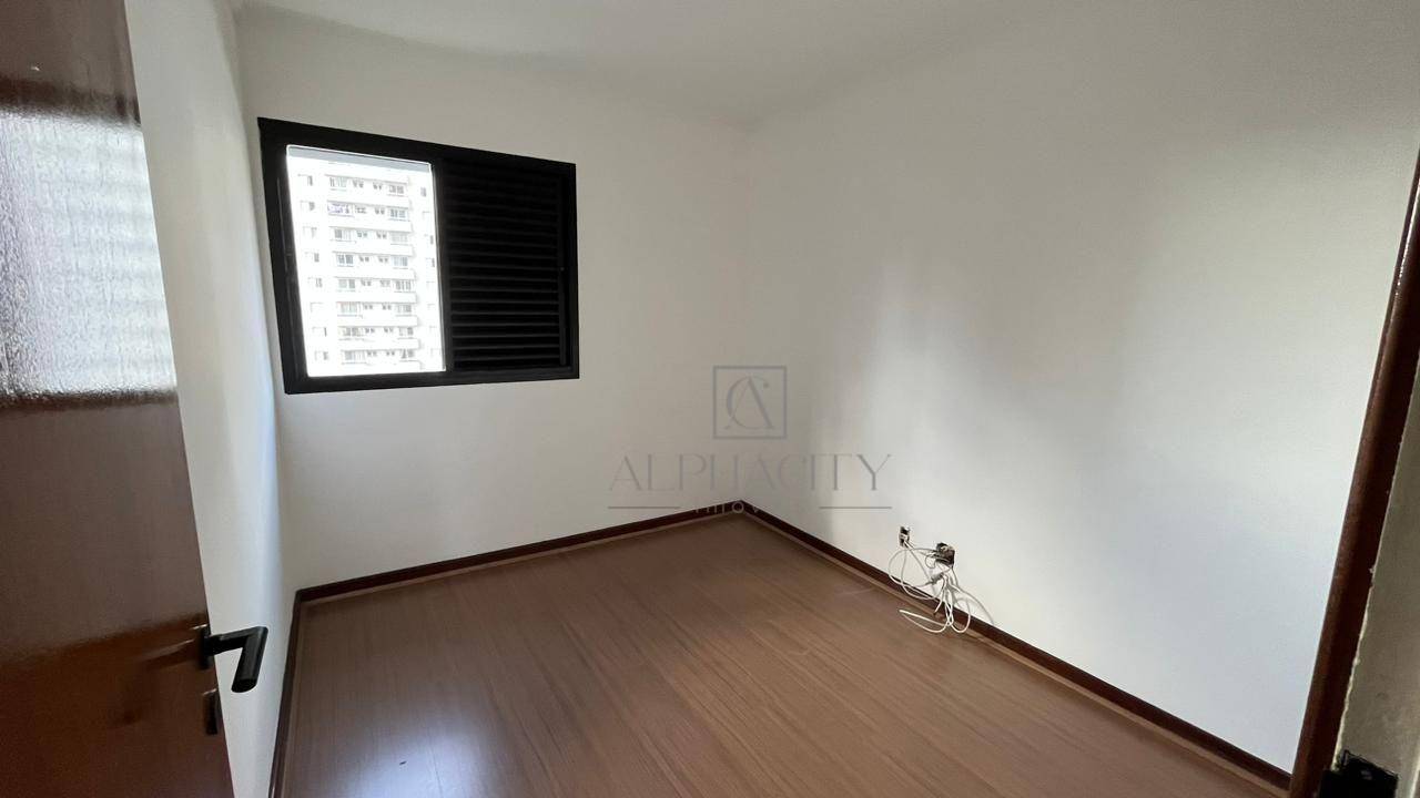 Apartamento à venda com 3 quartos, 98m² - Foto 9