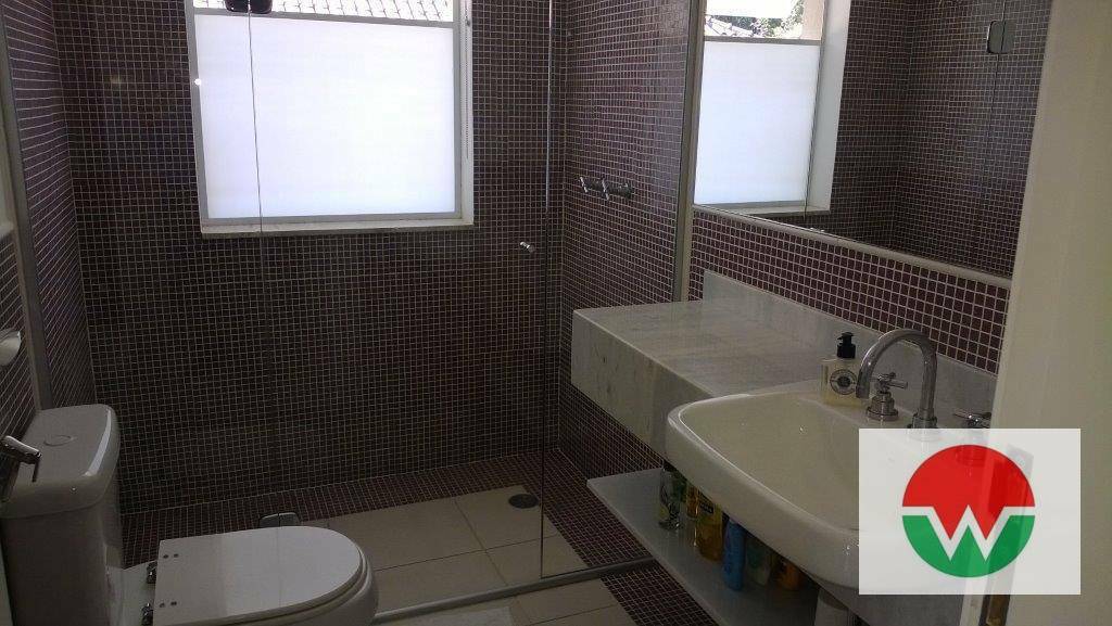 Casa de Condomínio à venda com 4 quartos, 750m² - Foto 44