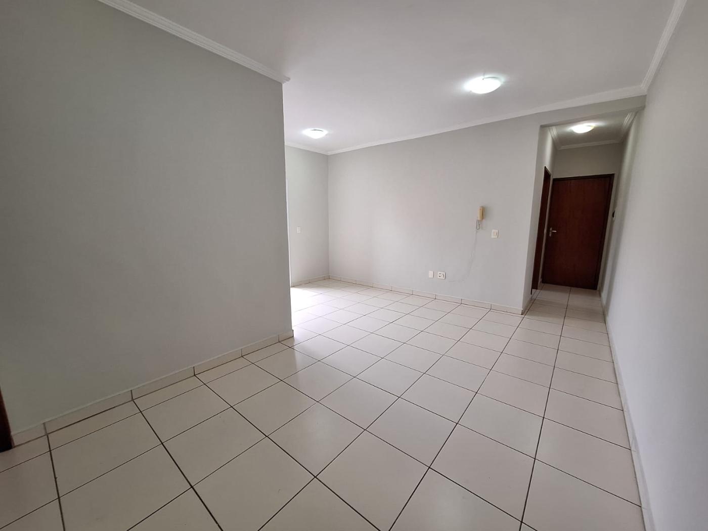 Apartamento à venda com 3 quartos, 86m² - Foto 2