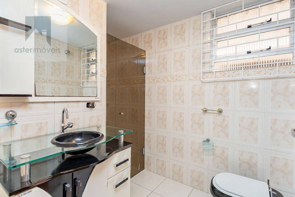Apartamento para alugar com 3 quartos, 136m² - Foto 35