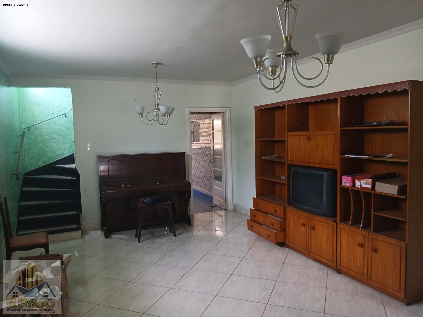 Sobrado à venda com 3 quartos, 160m² - Foto 4