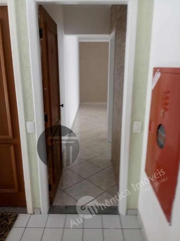 Apartamento à venda com 2 quartos, 69m² - Foto 17