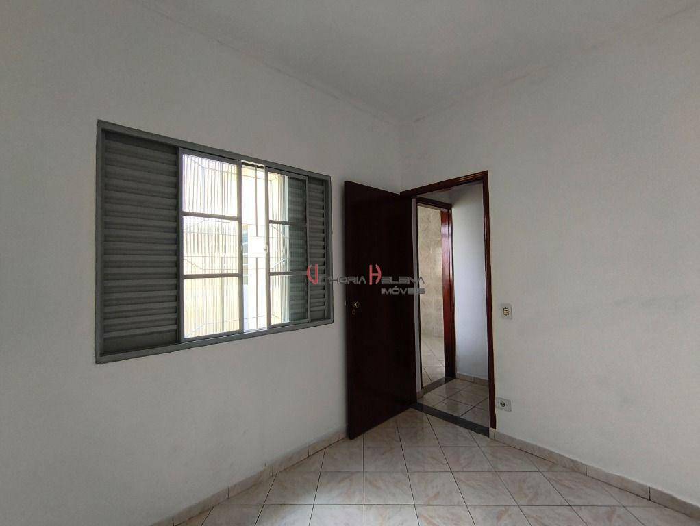 Casa para alugar com 3 quartos, 130m² - Foto 10