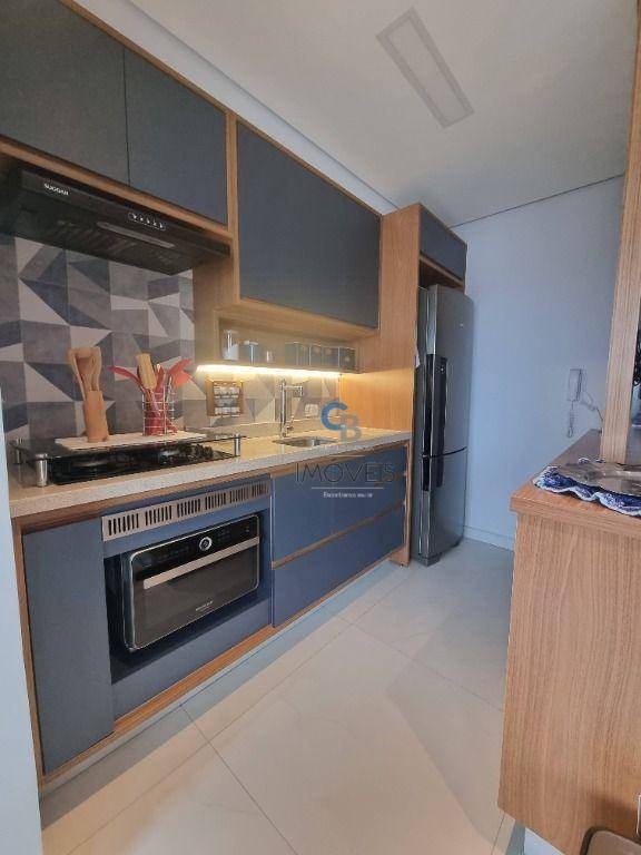 Apartamento à venda com 2 quartos, 57m² - Foto 6