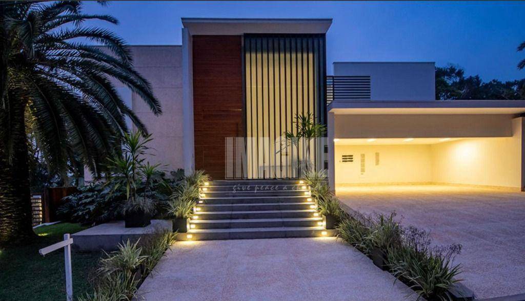 Casa de Condomínio à venda com 4 quartos, 803m² - Foto 1