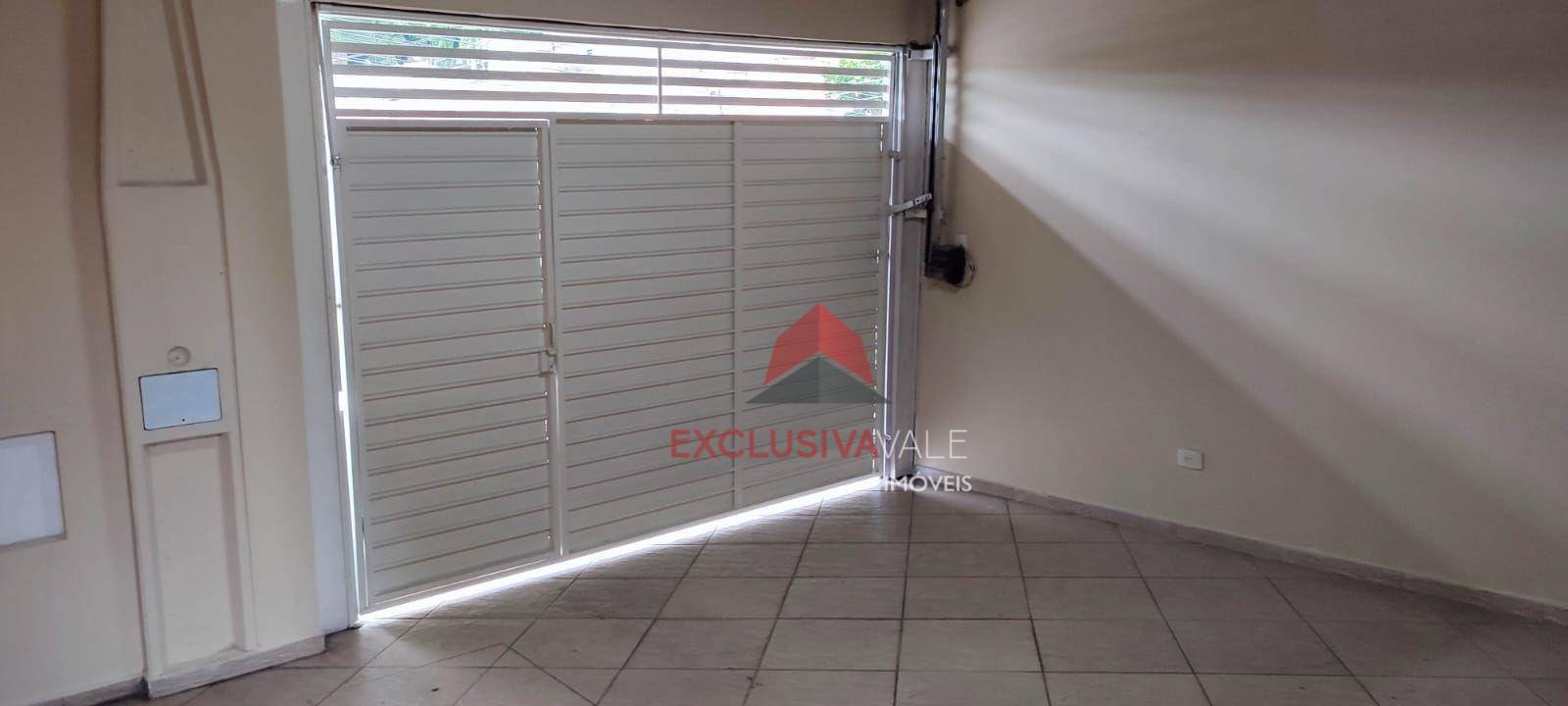 Casa à venda com 3 quartos, 119m² - Foto 1