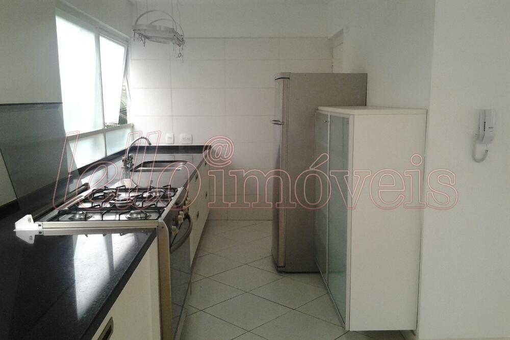 Apartamento para alugar com 3 quartos, 120m² - Foto 11