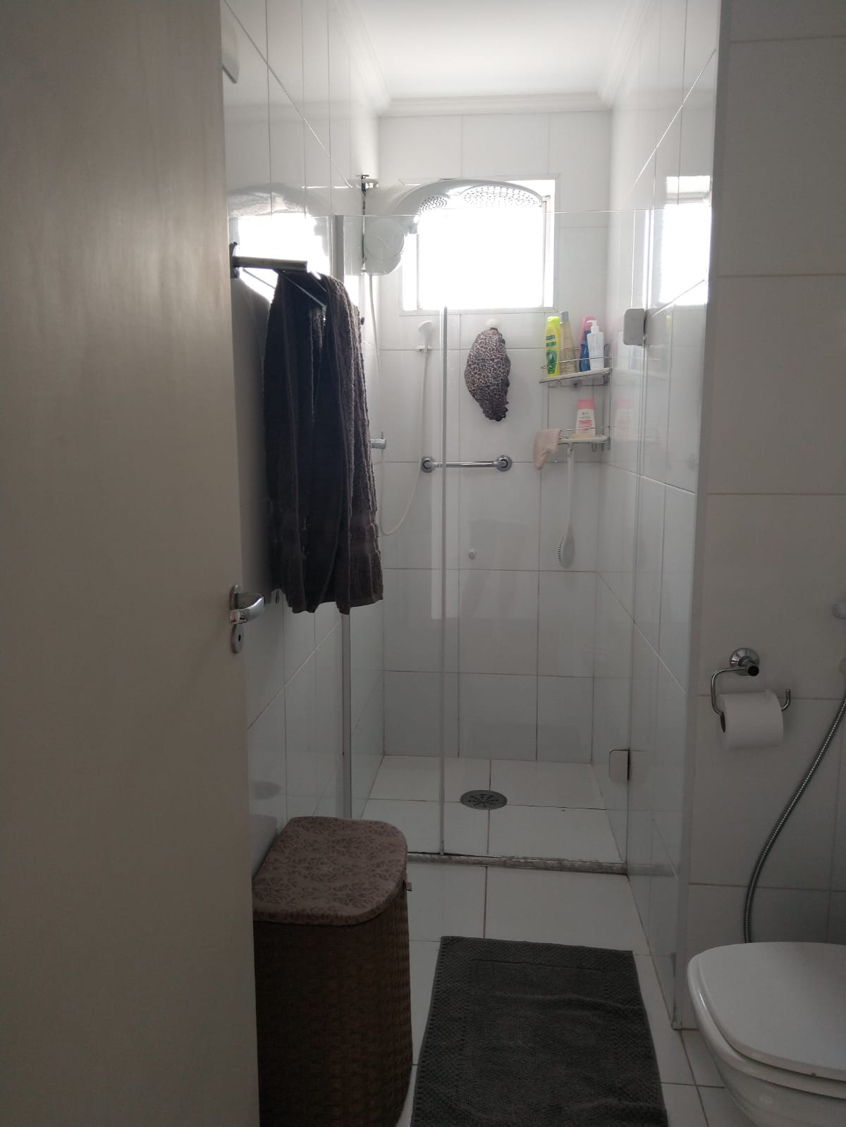 Apartamento à venda com 2 quartos, 95m² - Foto 2