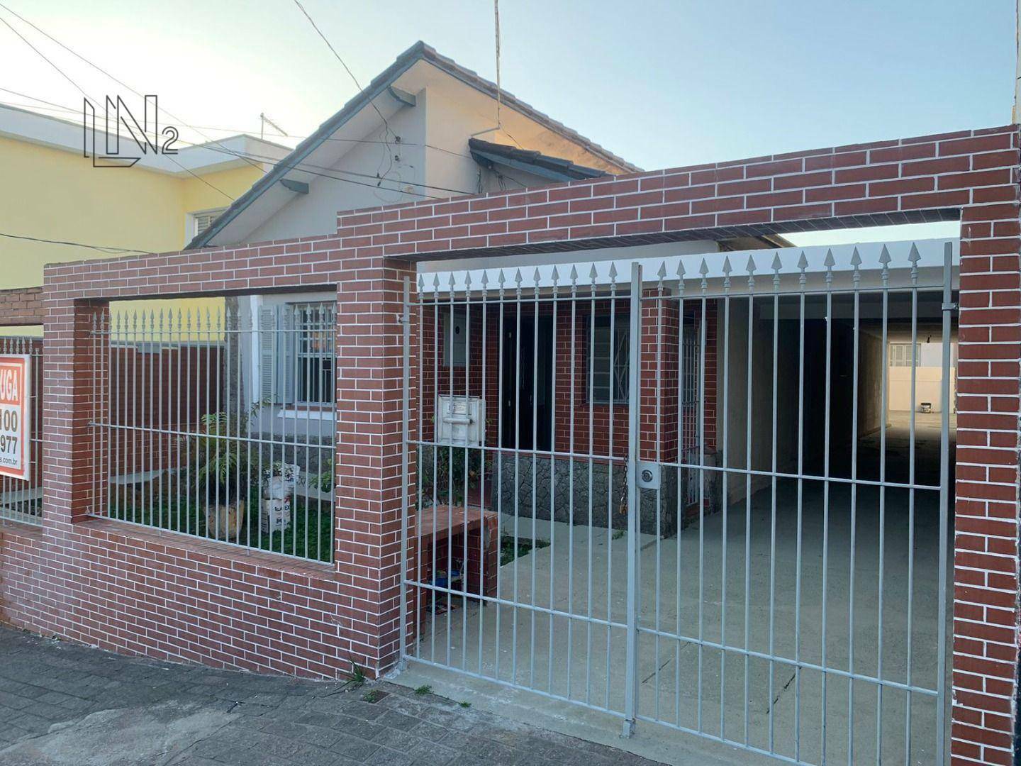 Casa à venda e aluguel com 3 quartos, 208m² - Foto 6