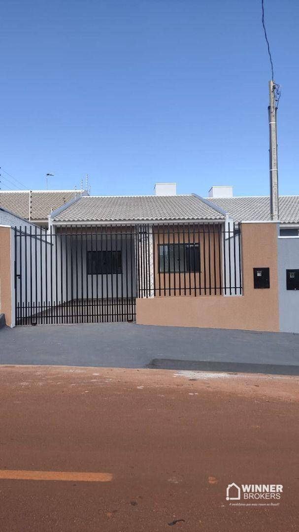 Casa à venda com 3 quartos, 75m² - Foto 1