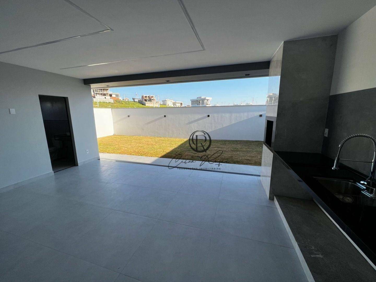 Casa de Condomínio à venda com 4 quartos, 300m² - Foto 16
