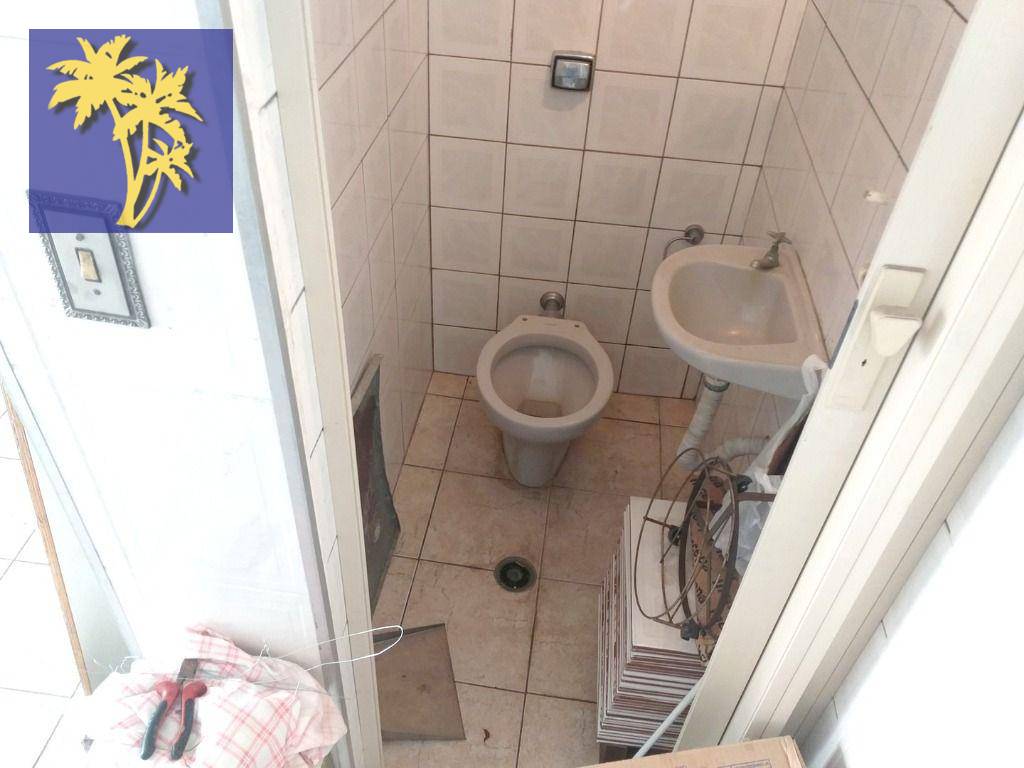 Casa à venda com 3 quartos, 100m² - Foto 29