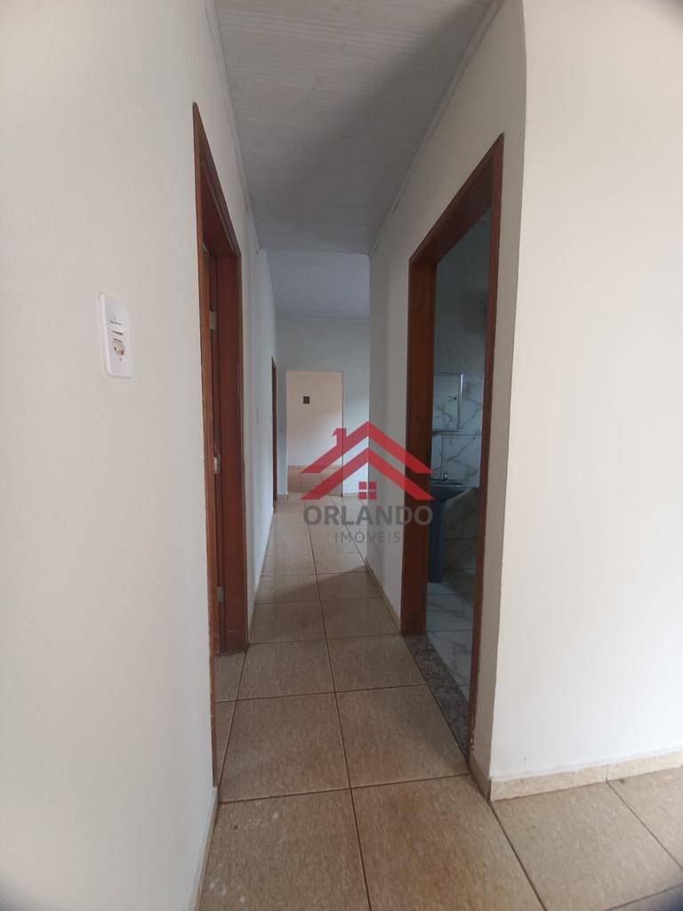 Casa à venda com 3 quartos, 90m² - Foto 14