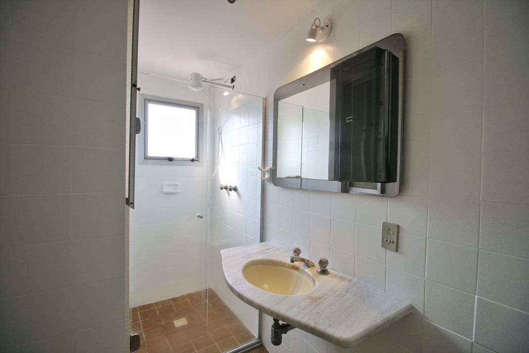 Apartamento à venda com 3 quartos, 75m² - Foto 18