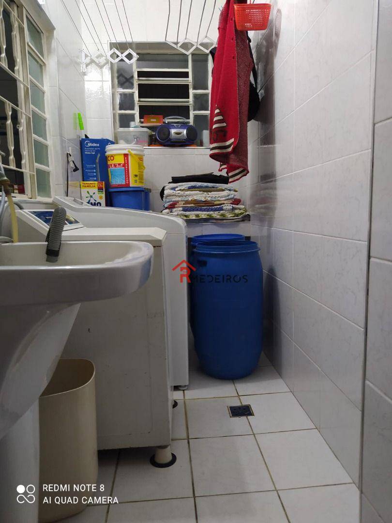 Sobrado à venda com 4 quartos, 388M2 - Foto 22