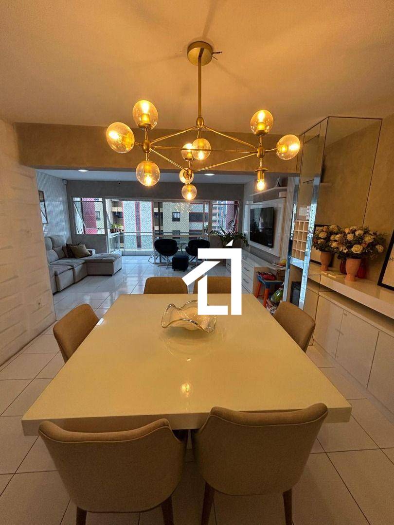 Apartamento, 3 quartos, 140 m² - Foto 1