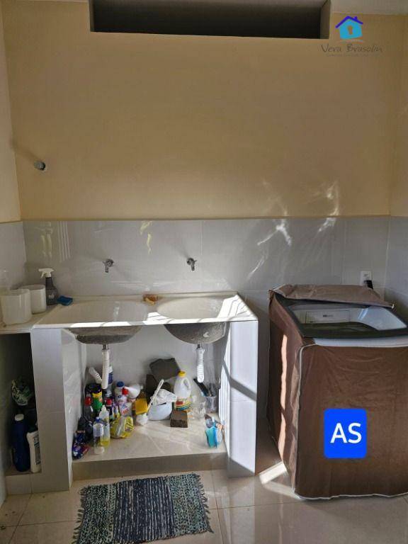 Casa de Condomínio à venda com 4 quartos, 300m² - Foto 21