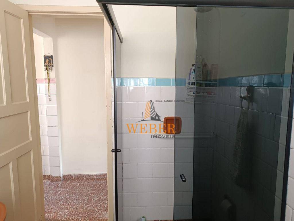 Casa à venda com 2 quartos, 90m² - Foto 2