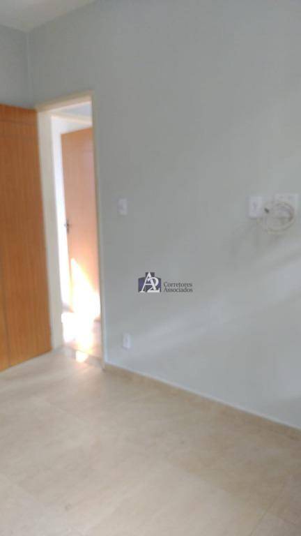 Apartamento à venda com 2 quartos, 50m² - Foto 3