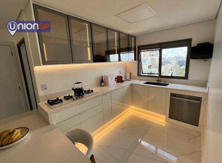 Apartamento à venda com 3 quartos, 158m² - Foto 12