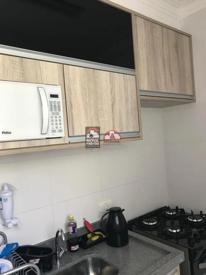 Apartamento à venda com 2 quartos, 70m² - Foto 12