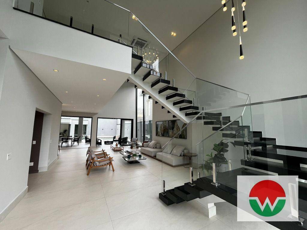 Casa de Condomínio à venda com 5 quartos, 490m² - Foto 3