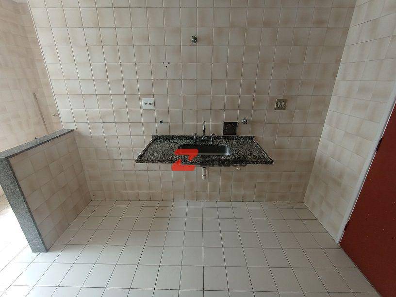 Apartamento para alugar com 2 quartos, 84m² - Foto 22