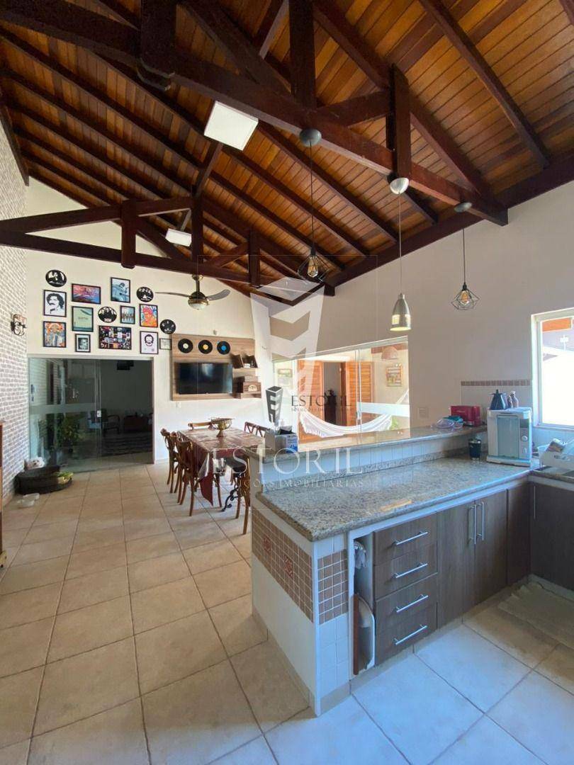 Casa à venda com 3 quartos, 387m² - Foto 24