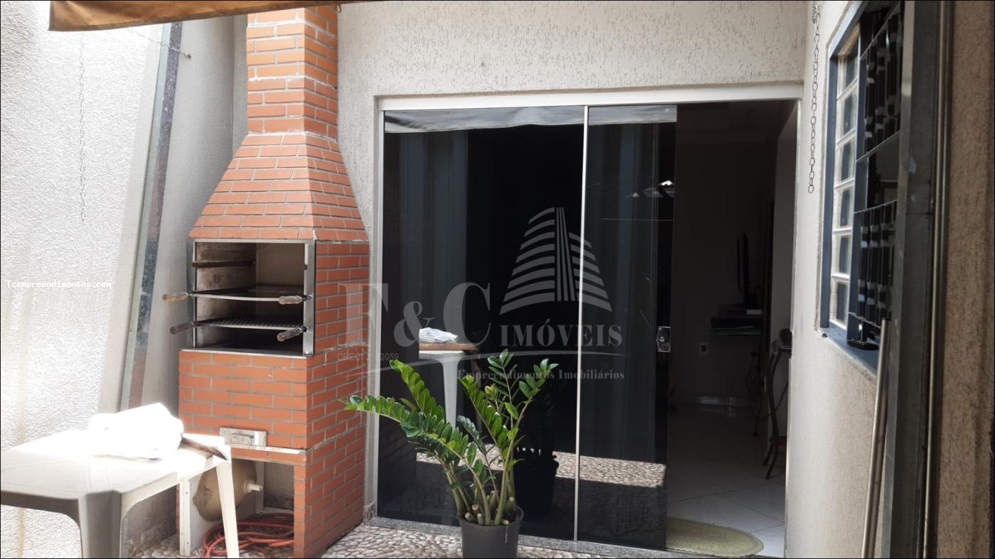 Casa à venda com 2 quartos, 140m² - Foto 7