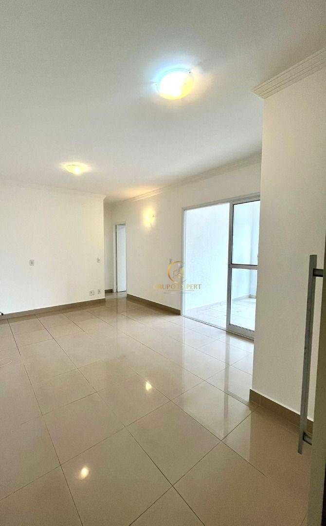 Apartamento para alugar com 2 quartos, 77m² - Foto 9