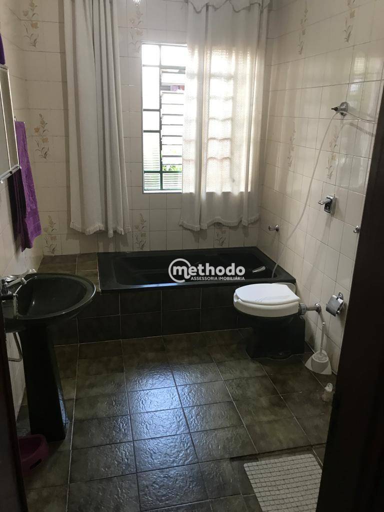 Casa à venda com 3 quartos, 329m² - Foto 12