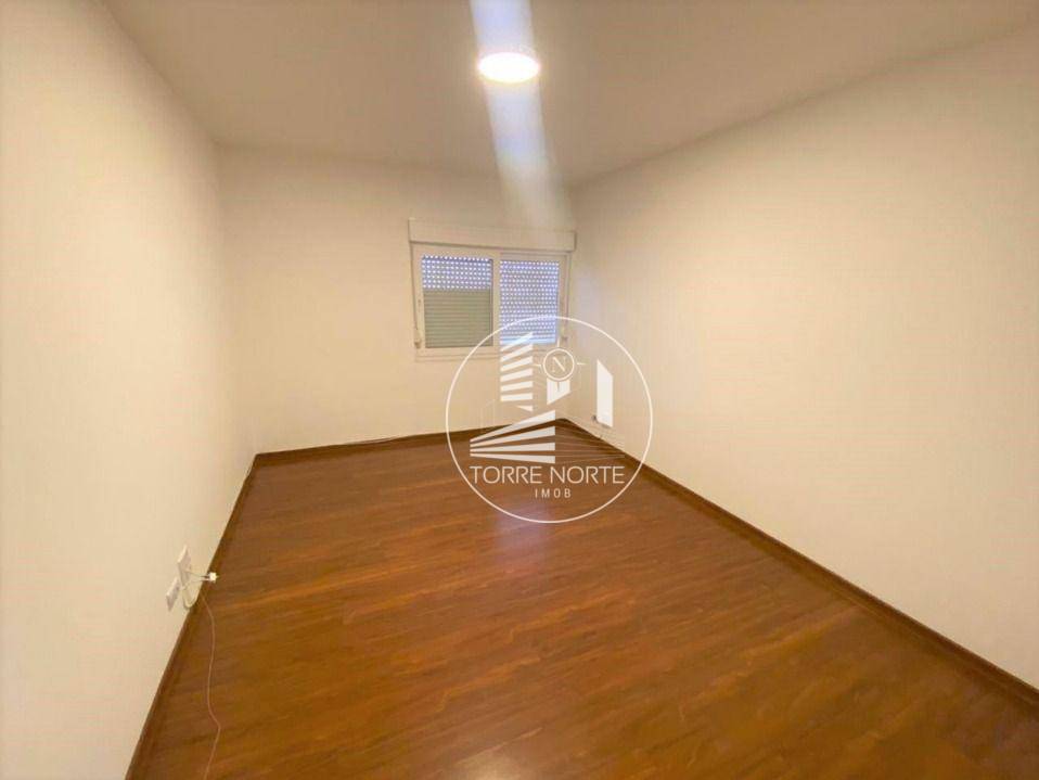 Apartamento para alugar com 3 quartos, 215m² - Foto 18