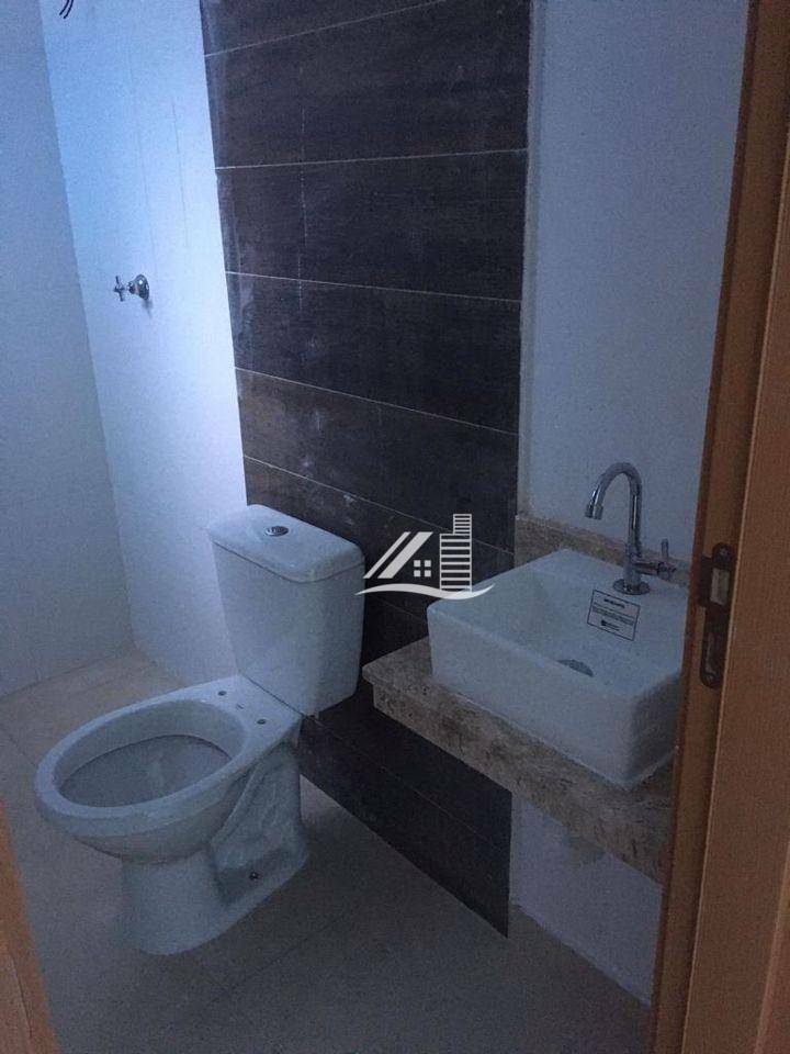 Cobertura à venda com 2 quartos, 85m² - Foto 4