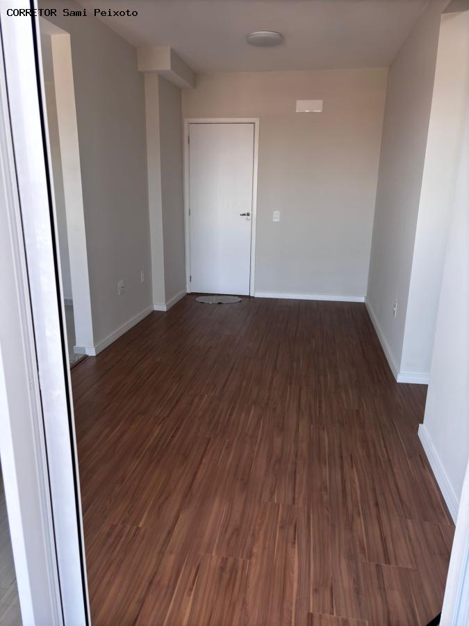 Apartamento para alugar com 2 quartos, 59m² - Foto 2