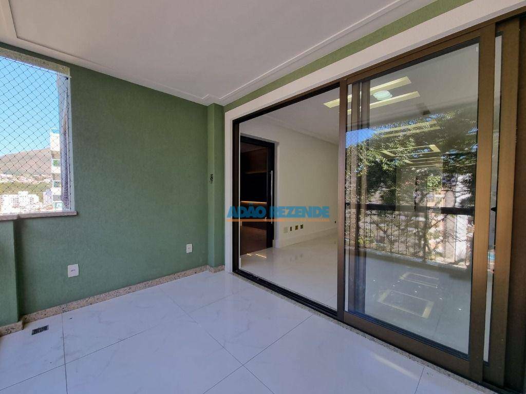 Apartamento à venda com 3 quartos, 154m² - Foto 29