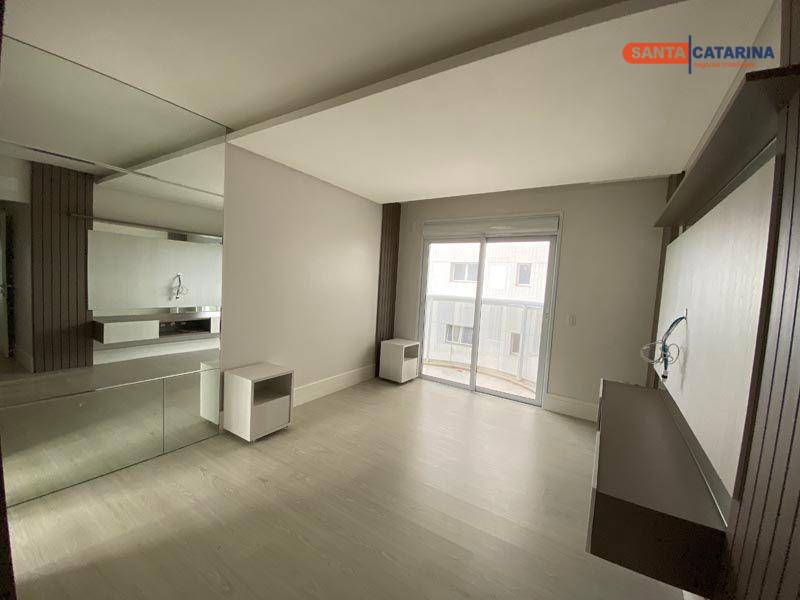 Apartamento à venda com 4 quartos, 237m² - Foto 28