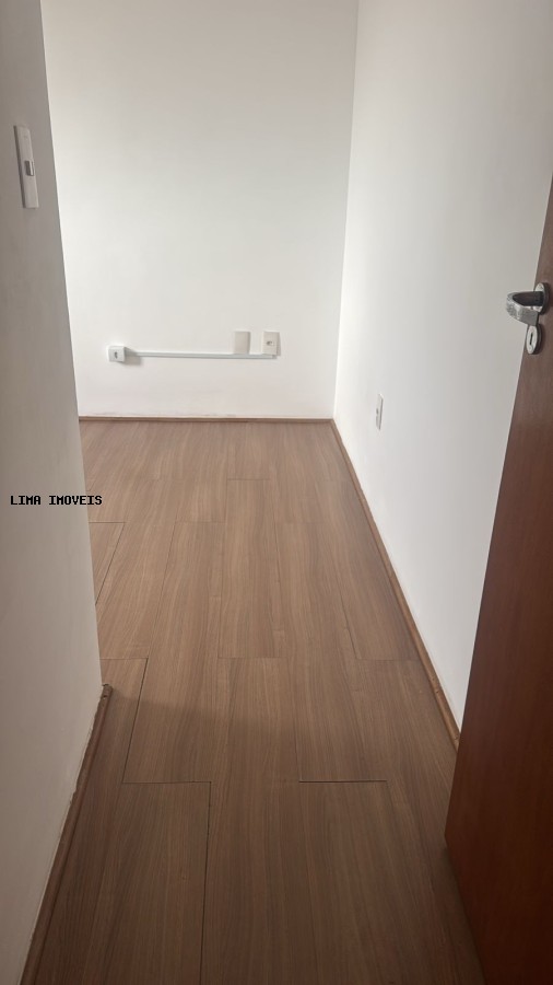 Apartamento para alugar com 2 quartos, 64m² - Foto 20