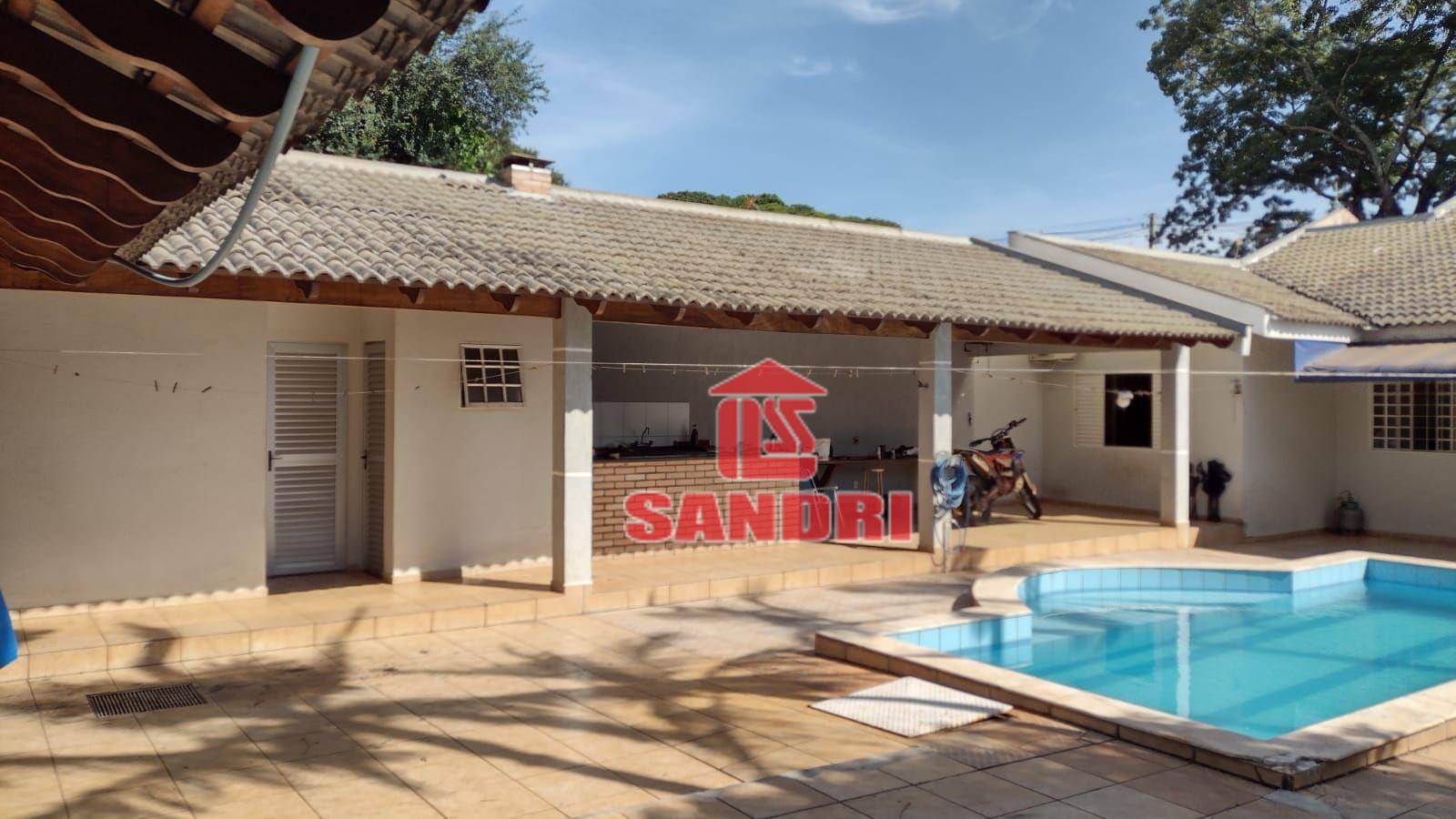 Casa à venda com 4 quartos, 135m² - Foto 25