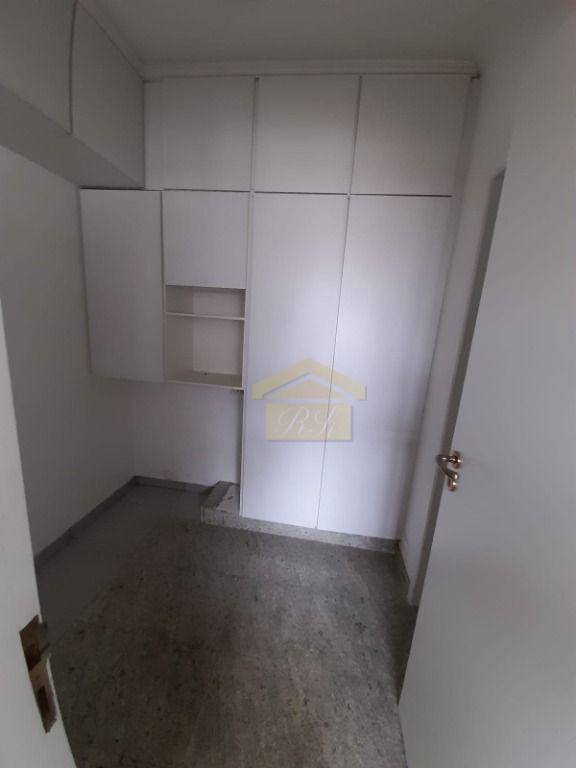 Apartamento à venda com 4 quartos, 158m² - Foto 19