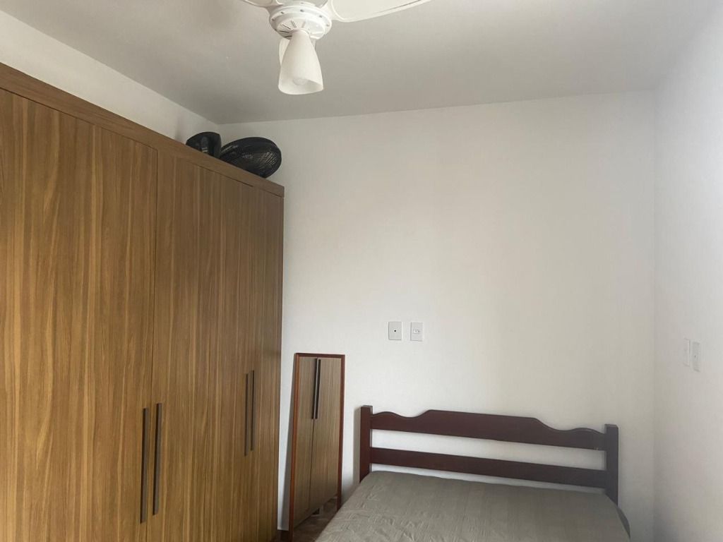 Apartamento à venda com 2 quartos, 65m² - Foto 12