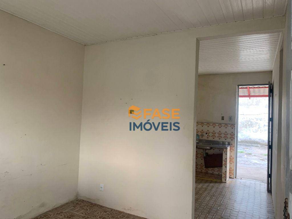 Casa à venda com 2 quartos, 80m² - Foto 5