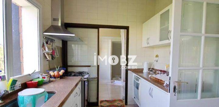 Apartamento à venda com 3 quartos, 200m² - Foto 7