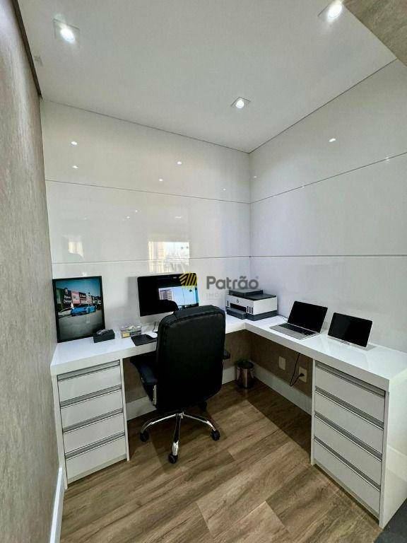 Apartamento à venda com 3 quartos, 155m² - Foto 22