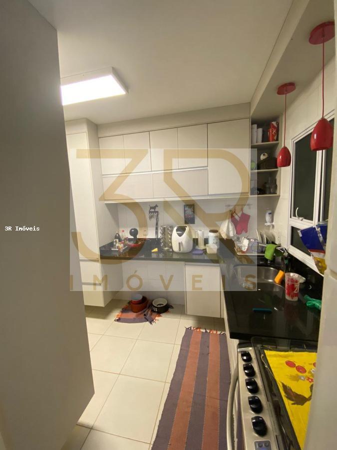 Apartamento à venda com 3 quartos, 100m² - Foto 12