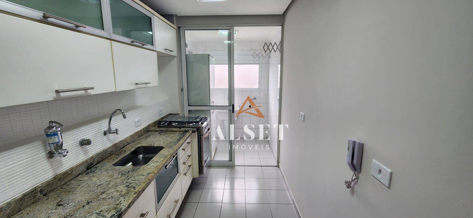 Apartamento à venda com 2 quartos, 54m² - Foto 18