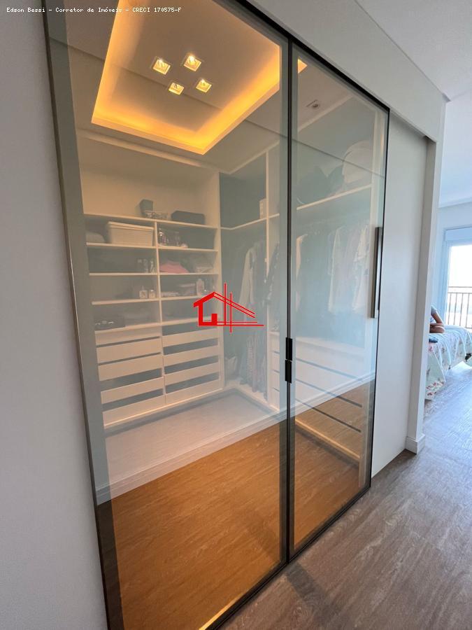 Casa de Condomínio à venda com 4 quartos, 271m² - Foto 13