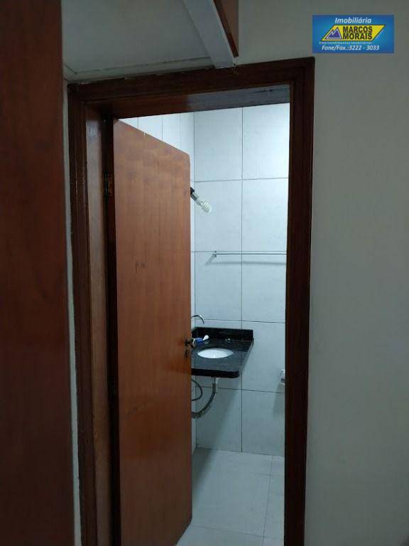 Casa à venda com 4 quartos, 180m² - Foto 19