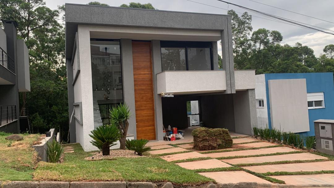 Casa de Condomínio à venda com 3 quartos, 215m² - Foto 1