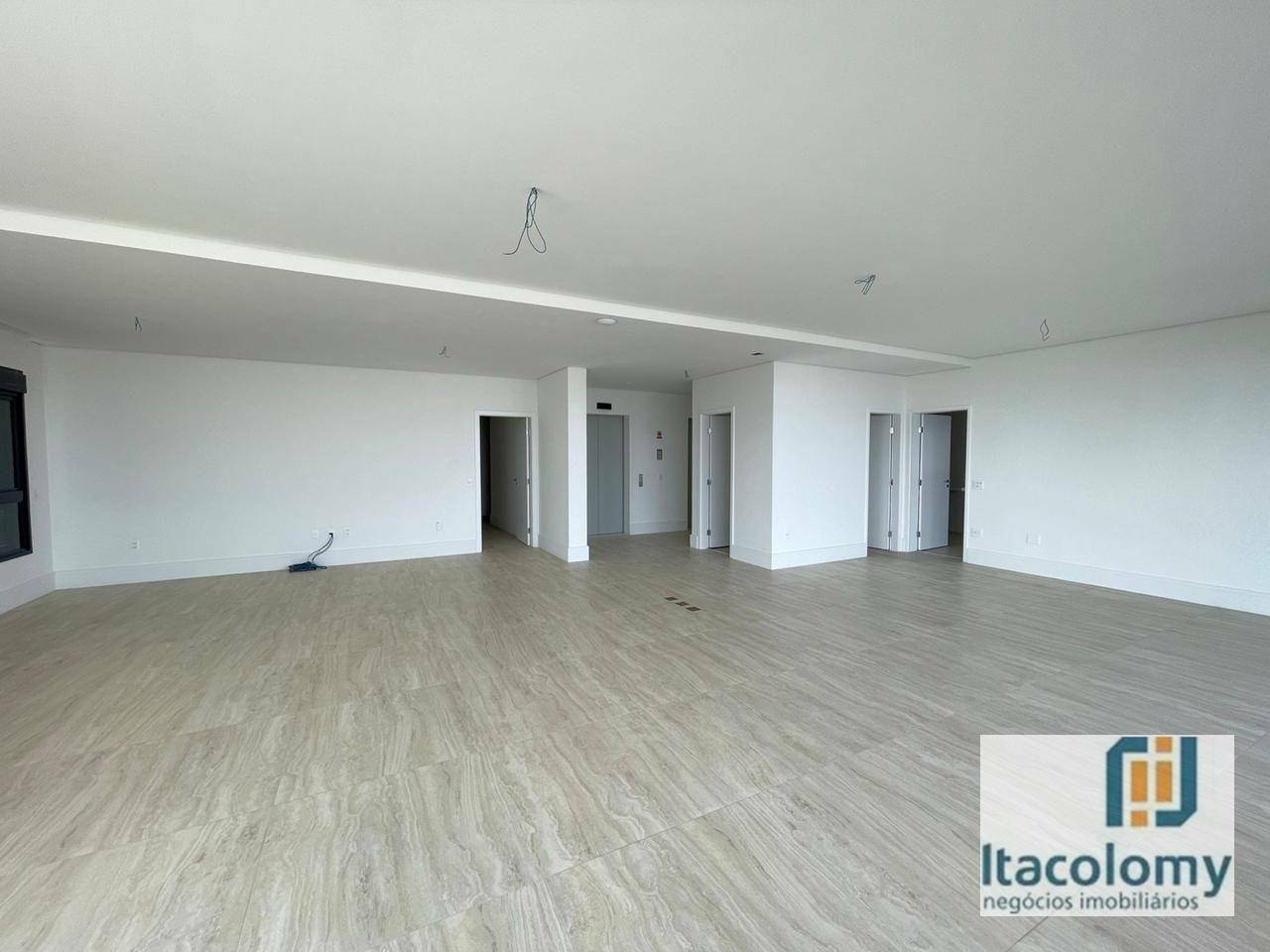 Apartamento à venda com 3 quartos, 344m² - Foto 2